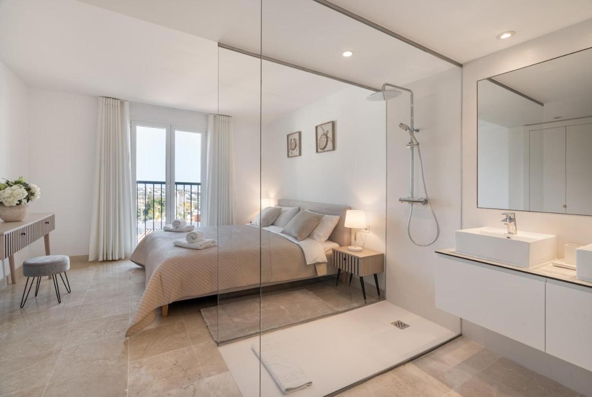 Domillion Paraiso Pueblo 2bdr W Rooftop Terrace Apartamento Estepona